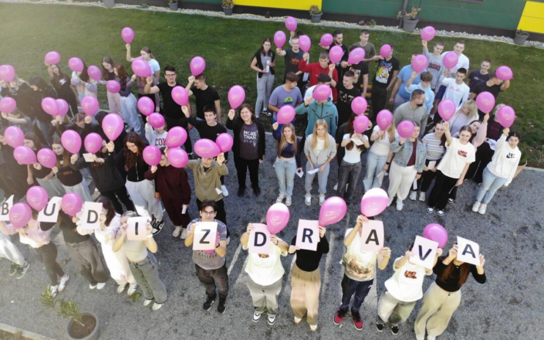 Mama budi zdrava – Ružičasti listopad